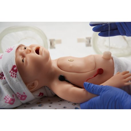 Simulátor resuscitace novorozence s EKG